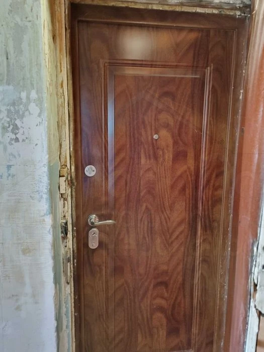 4 кімнатна квартира 64м2 по пр. Лук'яненка в районі Ниви-KI