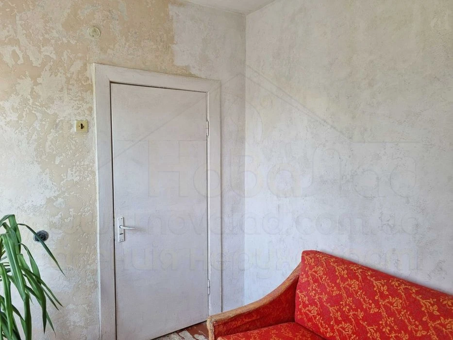 4 кімнатна квартира 64м2 по пр. Лук'яненка в районі Ниви-KI