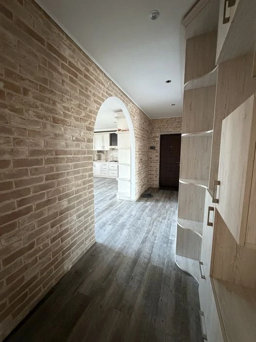 Продаж дворівневої  квартири в центрі , 208 м2, автономне оп
