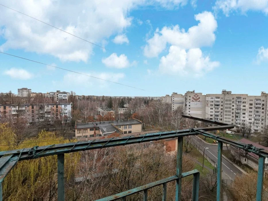 Затишна 1-кімнатна квартира за вигідною ціною, район Рокосов