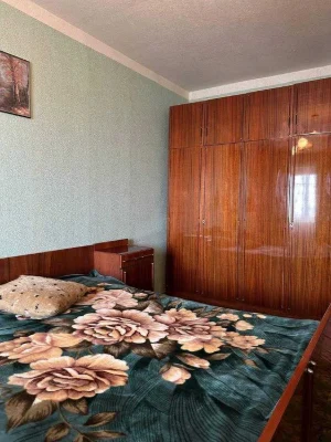 Ціну знижено! Продаж 3-кімнатної квартири по проспекту Левка