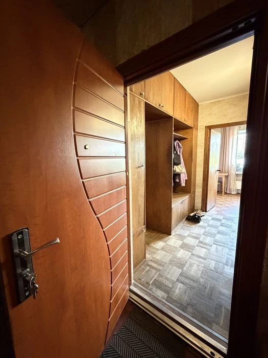 Продаж  3-х кімнатної квартири в центрі міста ЦУМ