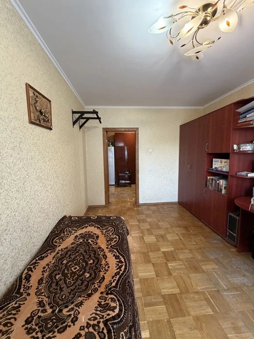 Продаж  3-х кімнатної квартири в центрі міста ЦУМ