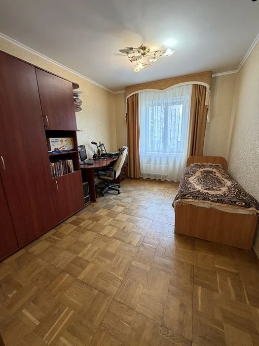 Продаж  3-х кімнатної квартири в центрі міста ЦУМ