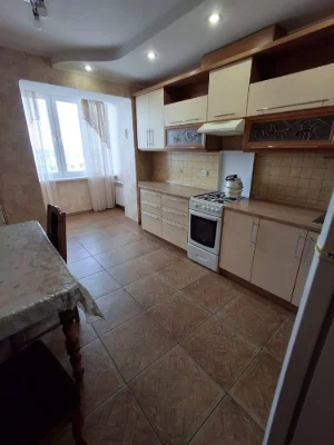 Топ локація! 3-х кімнатна квартира 75 м2