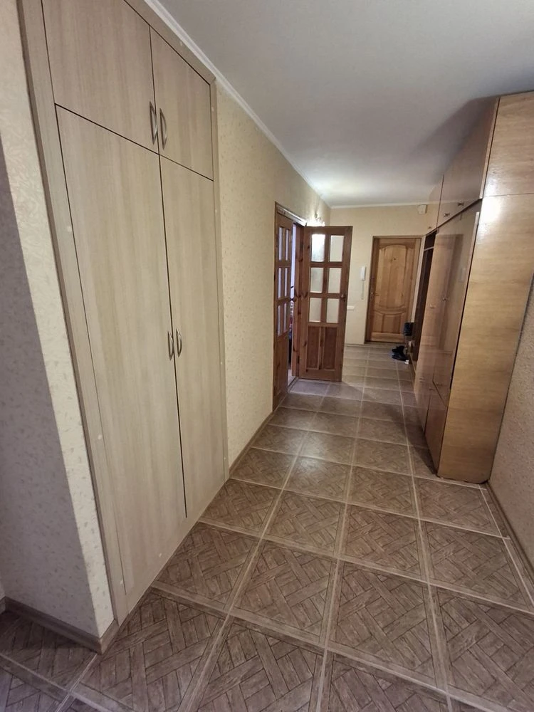 Топ локація! 3-х кімнатна квартира 75 м2