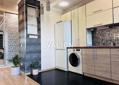 Продам двокімнатну квартиру, пр-т Миру, б. 21, м. Чернігів.