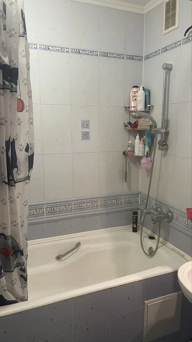 Продам 3-х комнатную квартиру в Центре