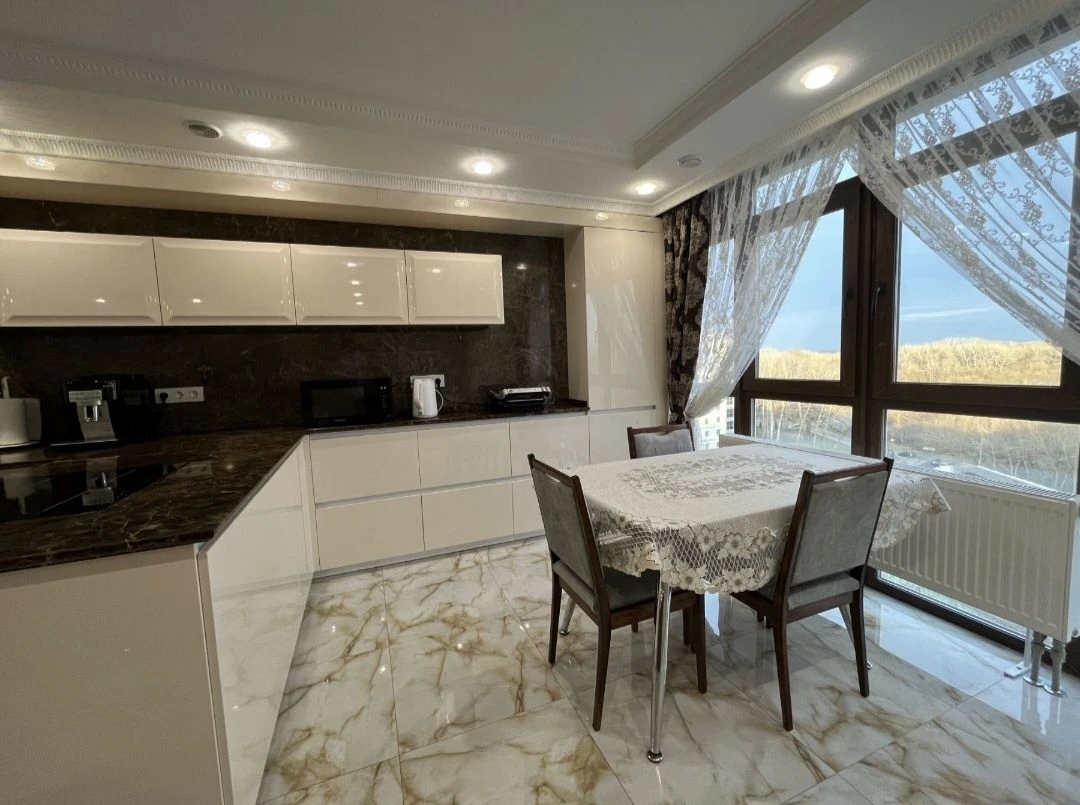 Срочно!!133м2 Продаж  3 кім квартири БРЯНСЬК