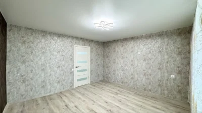 2к квартира з євроремонтом! Кухня 22 м2! Торг! Терміново!!