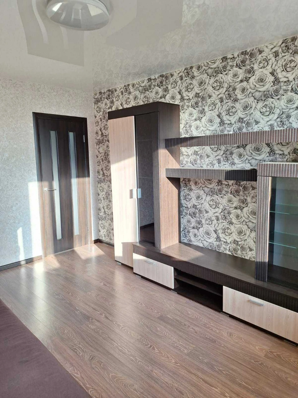 Продається 2 кімнатна квартира в районі Пр. Левка Лук'яненка