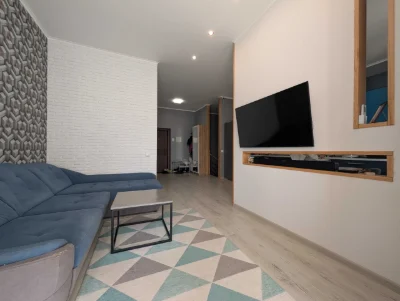 Видова дворівнева квартира з ремонтом Масани 101 м² RD