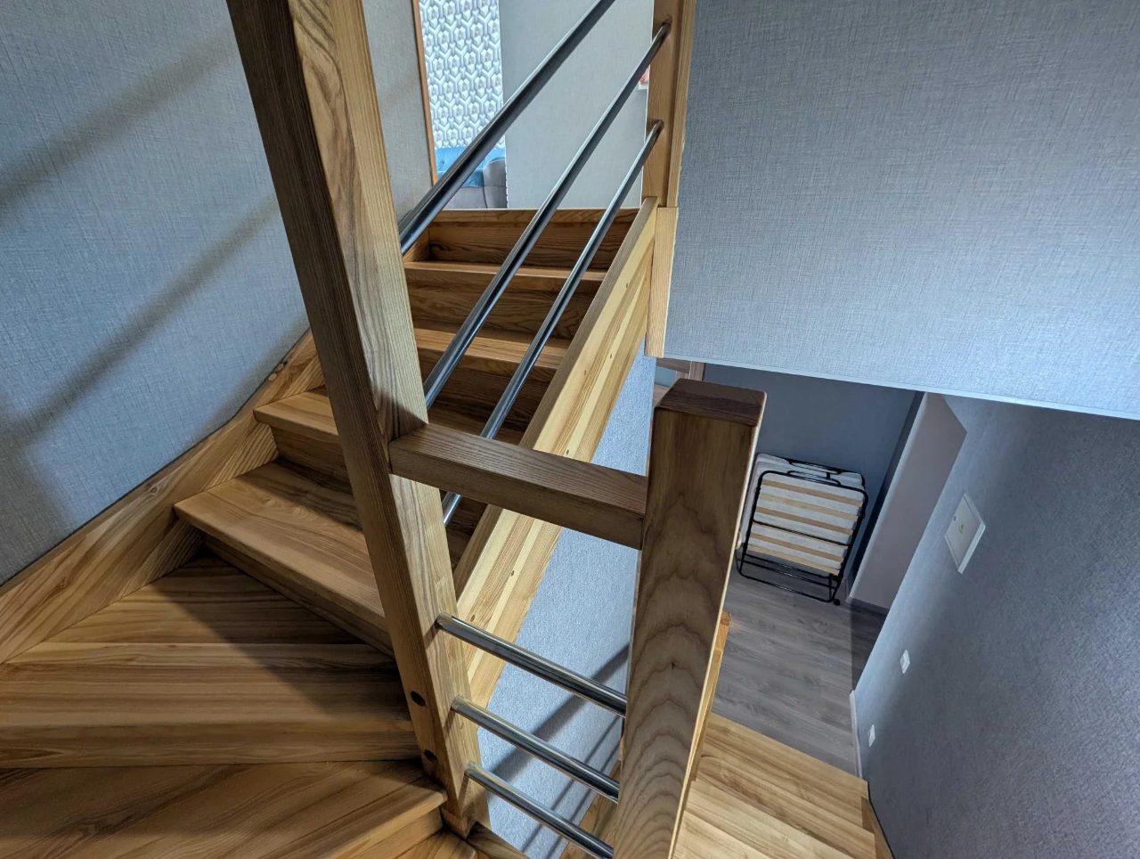 Видова дворівнева квартира з ремонтом Масани 101 м² RD