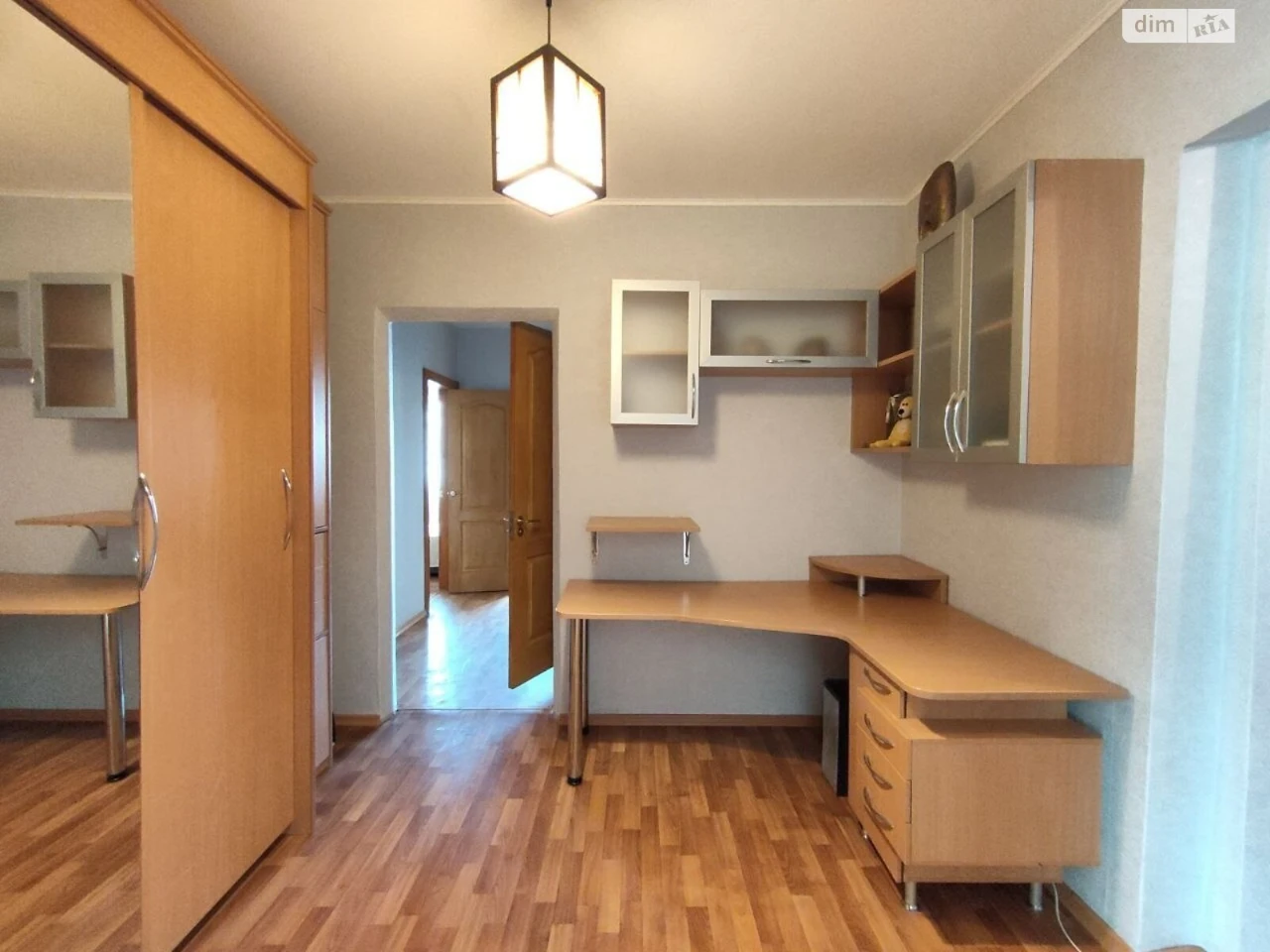 Продаж Квартира Масани