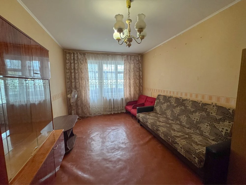 Продаж 1-кімн квартири в районі Ниви