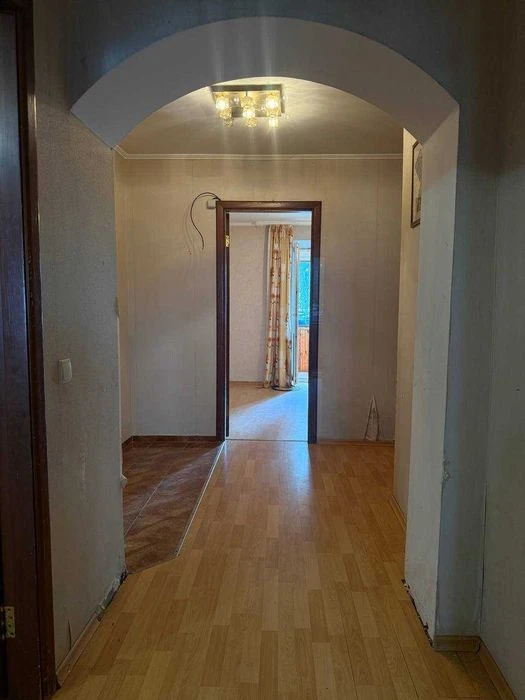 Продаж 2-кімнатної квартири в центрі міста, район Макдональд
