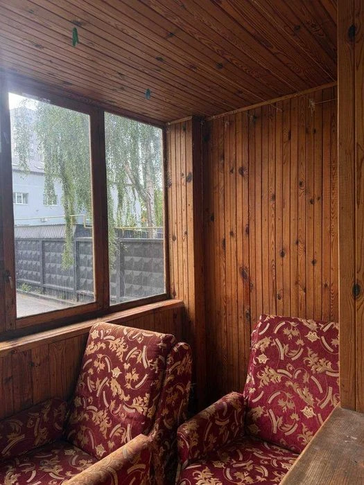 Продаж 2-кімнатної квартири в центрі міста, район Макдональд