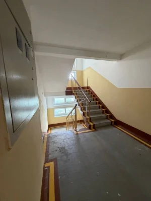 Простора 4-кімнатна квартира 84 м² на Масанах — вул. Незалеж