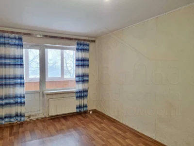 3 кімнатна квартира 71м2, 2/9 в житловому стані. Район Епіце