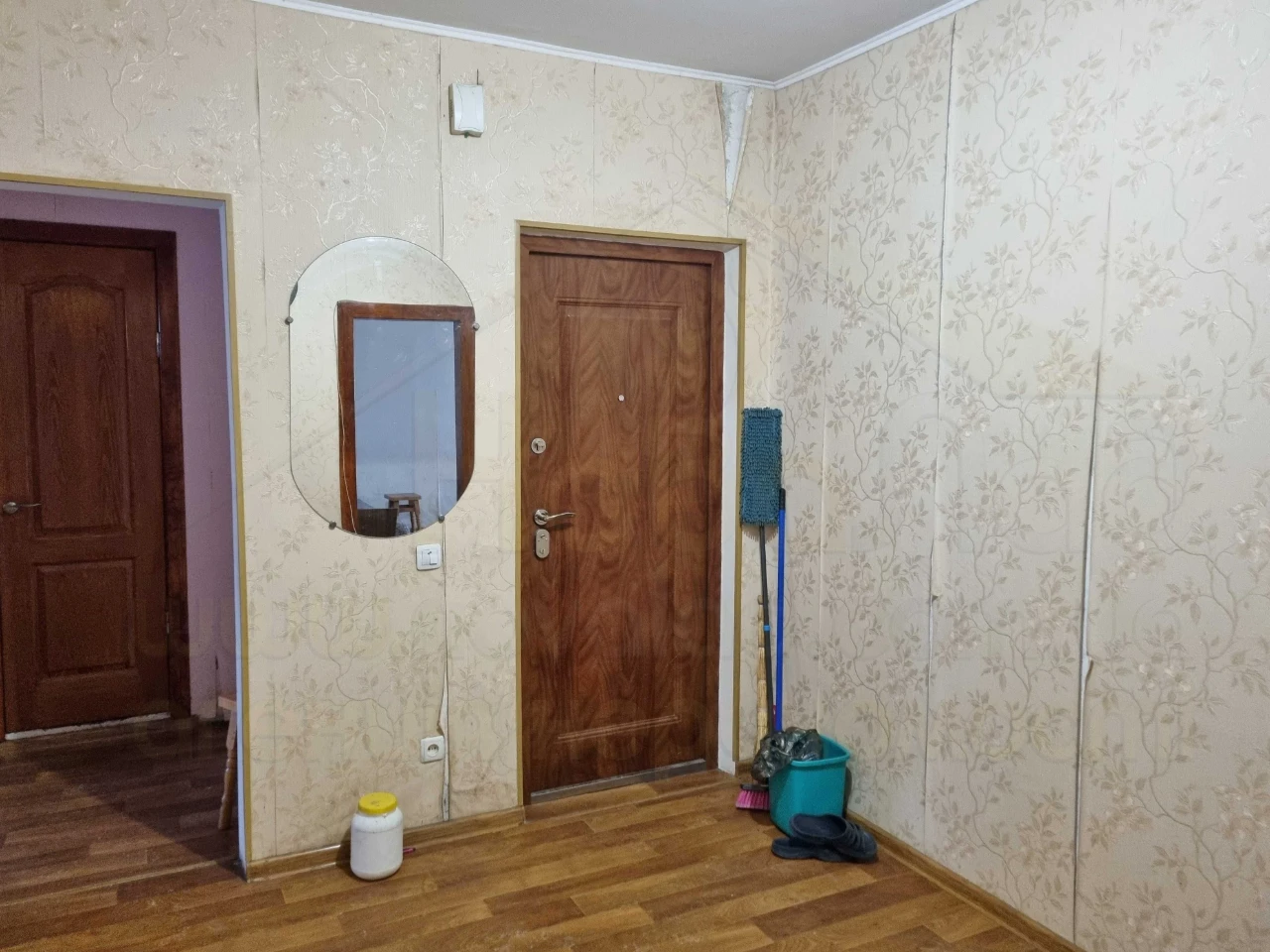 3 кімнатна квартира 71м2, 2/9 в житловому стані. Район Епіце