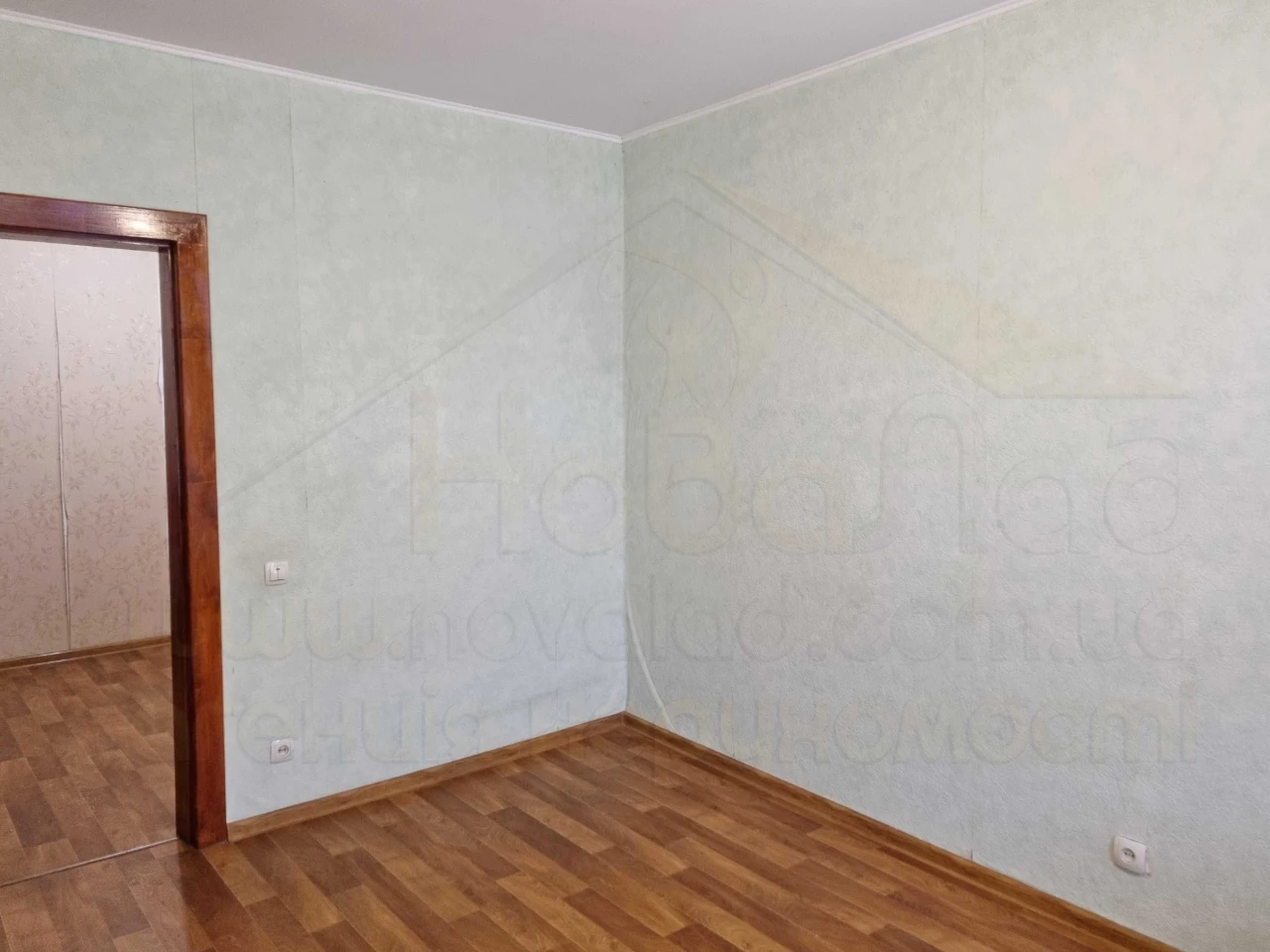 3 кімнатна квартира 71м2, 2/9 в житловому стані. Район Епіце