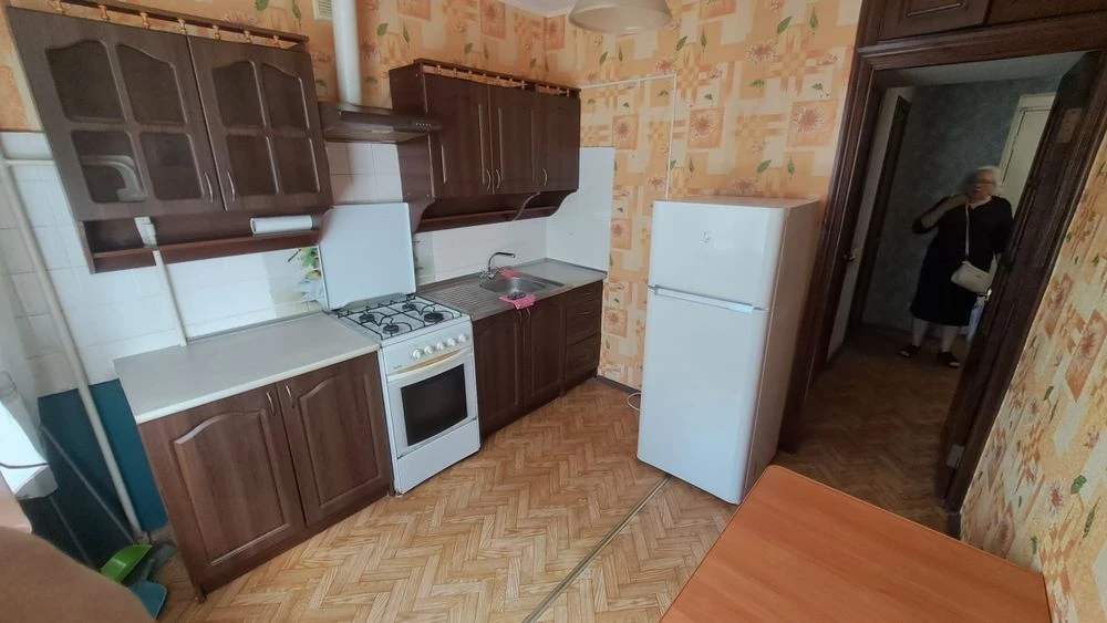 Продаж 1 кім кв. "Заходь та Живи" 38м2 з меблями і технікою