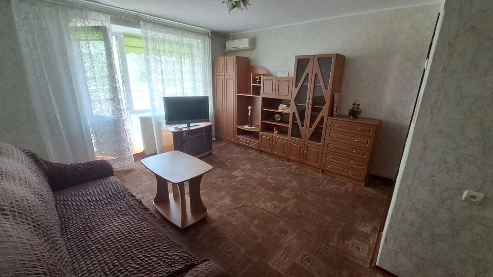 Продаж 1 кім кв. "Заходь та Живи" 38м2 з меблями і технікою