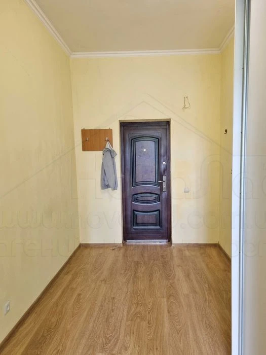 2 кімн квартира 72м2 з індивідуальним опаленням - Центральни