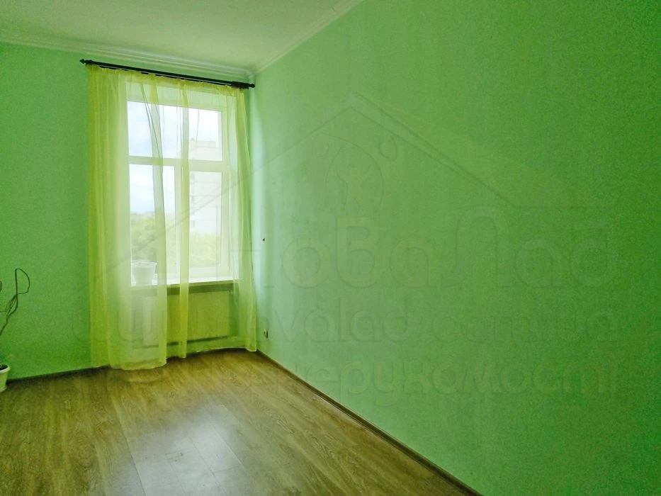 2 кімн квартира 72м2 з індивідуальним опаленням - Центральни