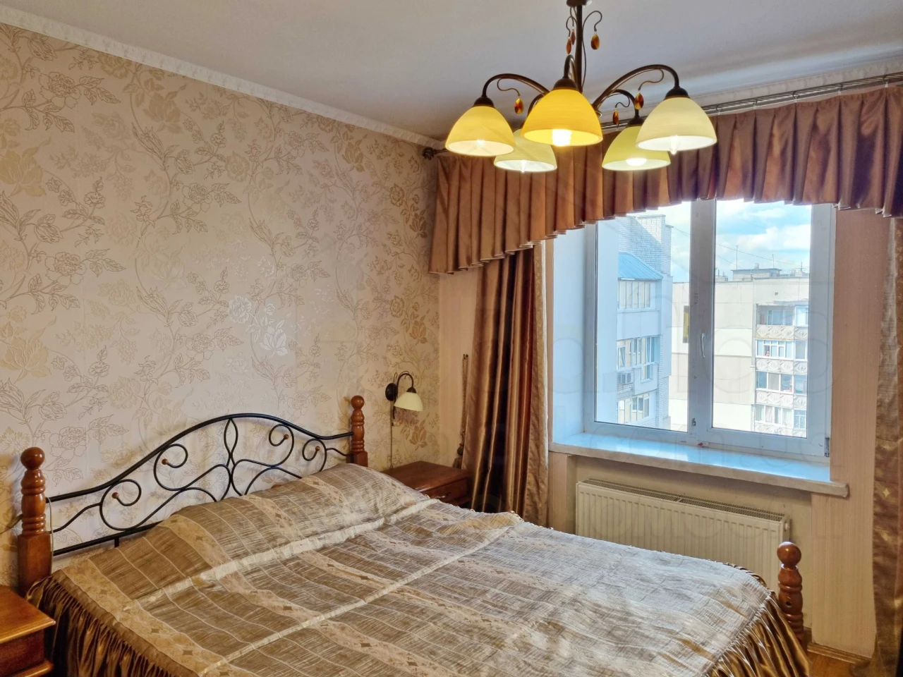 3 кімн квартира 90м2 з ремонтом, меблями і технікою р-н Holl