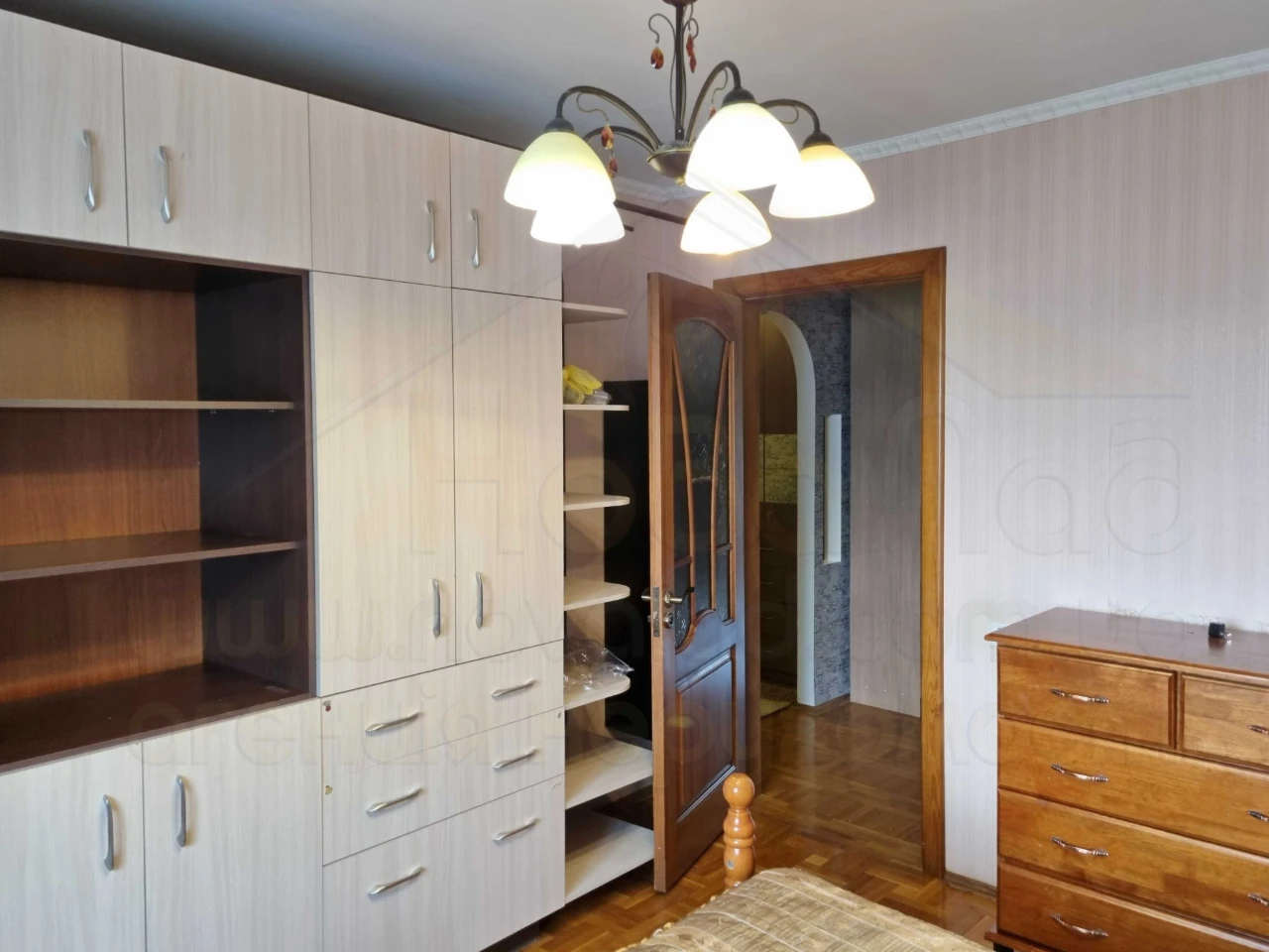 3 кімн квартира 90м2 з ремонтом, меблями і технікою р-н Holl