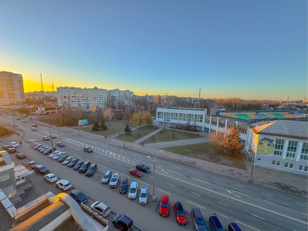 Продаж квартири 80 м2, пр-т Перемоги 119а