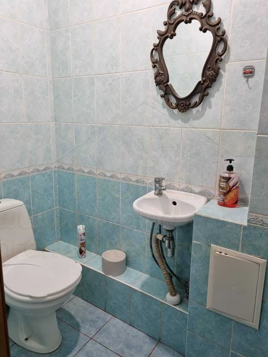 3 кімнатна квартира 116м2, 2/6 з індвид. опаленням біля Цент