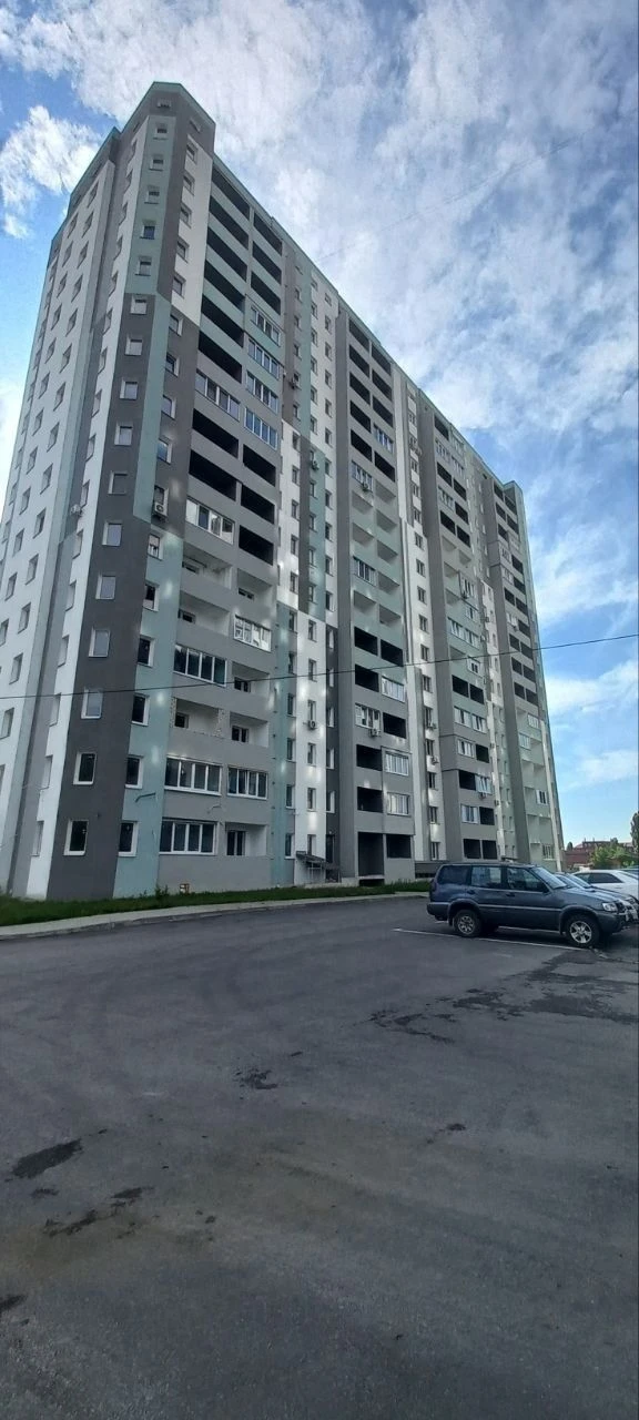 S Продам 1комнатную квартиру в новострое ЖК Левада 2 метро Л