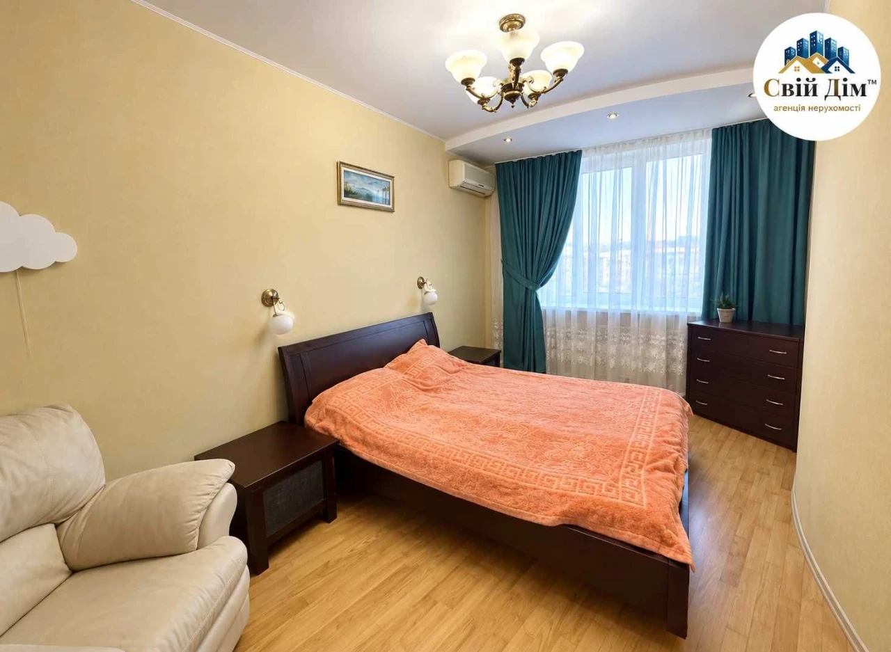 Продам 2-к кв. 57м2, 6/10, газ | Центр, Дом со шпилем | м.Ма