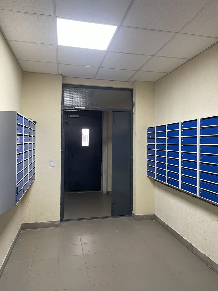 Продам 1 к. квартиру, ремонт 80%, ЖК Гідропарк, м. Київська,
