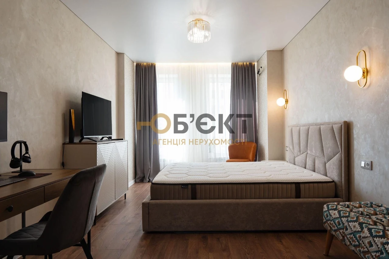 Продам квартиру с дизайнерским ремонтом в ЖК «Меридиан» / Гв