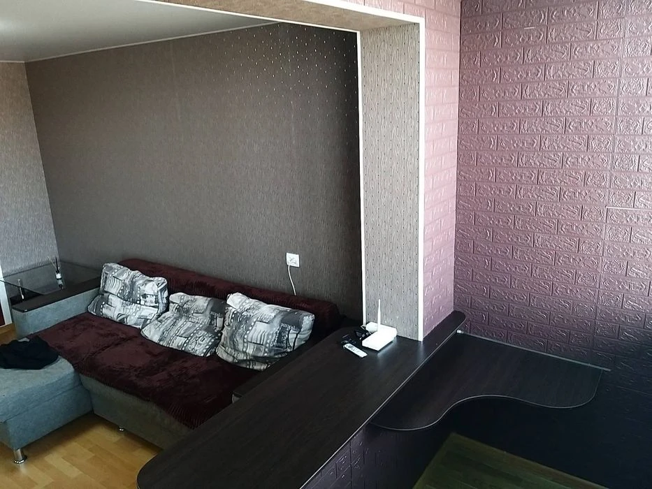 Квартира з неперевершеним видом на Дніпро та ремонтом на Мит
