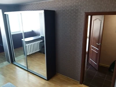 Квартира з неперевершеним видом на Дніпро та ремонтом на Мит