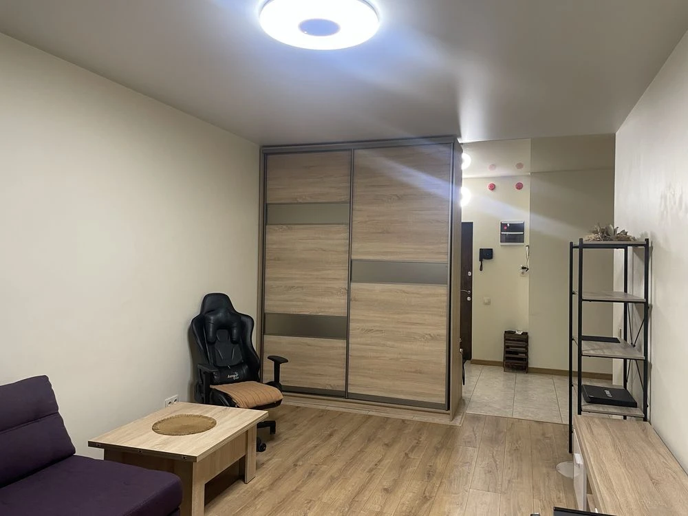 Продам квартиру 50м2, ремонт, ЖК Дом з Ротондами, Павловка,