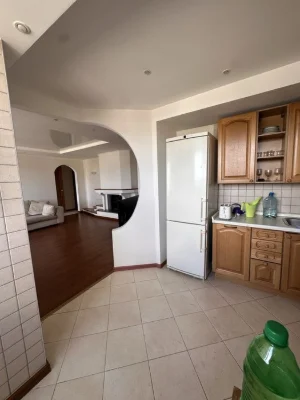 Продам 3 к кв Пр Героев Харькова 97 м Защитников Украины.