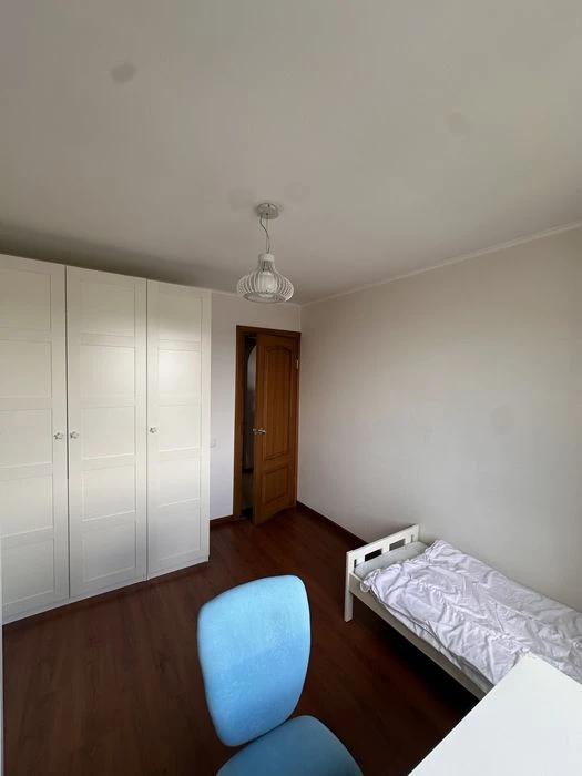 Продам 3 к кв Пр Героев Харькова 97 м Защитников Украины.