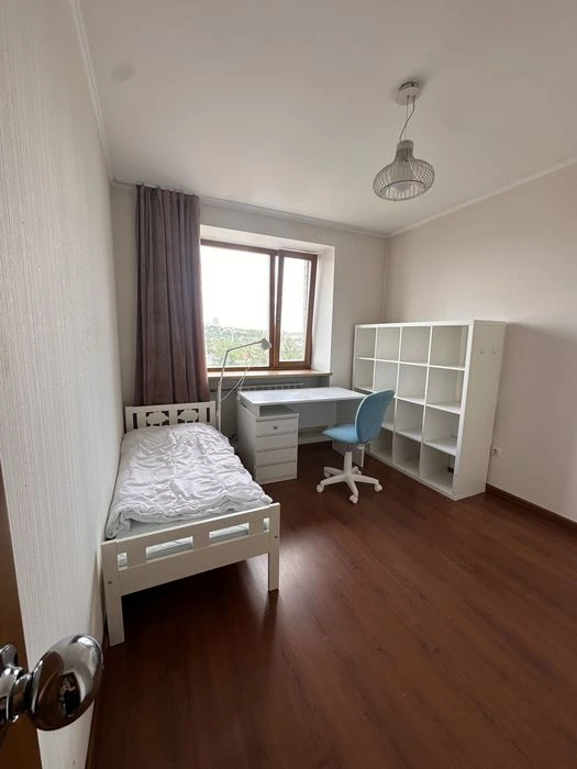 Продам 3 к кв Пр Героев Харькова 97 м Защитников Украины.