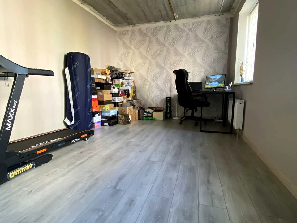 Apartment. Kharkiv, Heroiv Kharkova Ave. (Moskovskiy)