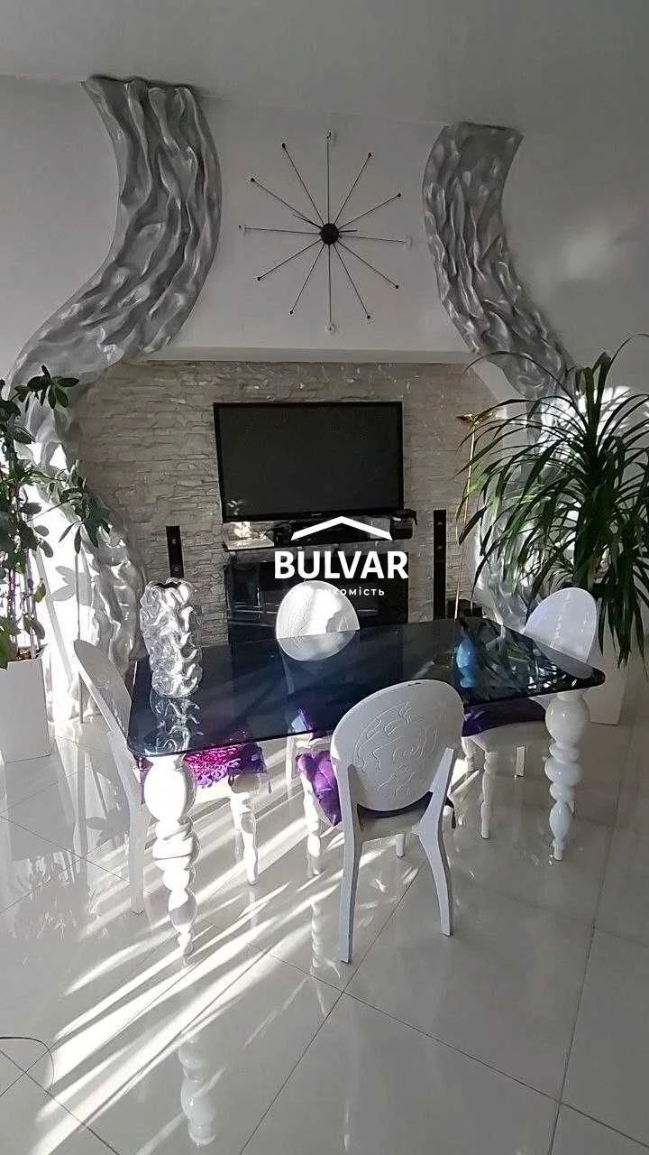 ЖК Садовая Горка‼️3 комн. квартира - 120 м2, Центр ‼️Новостр