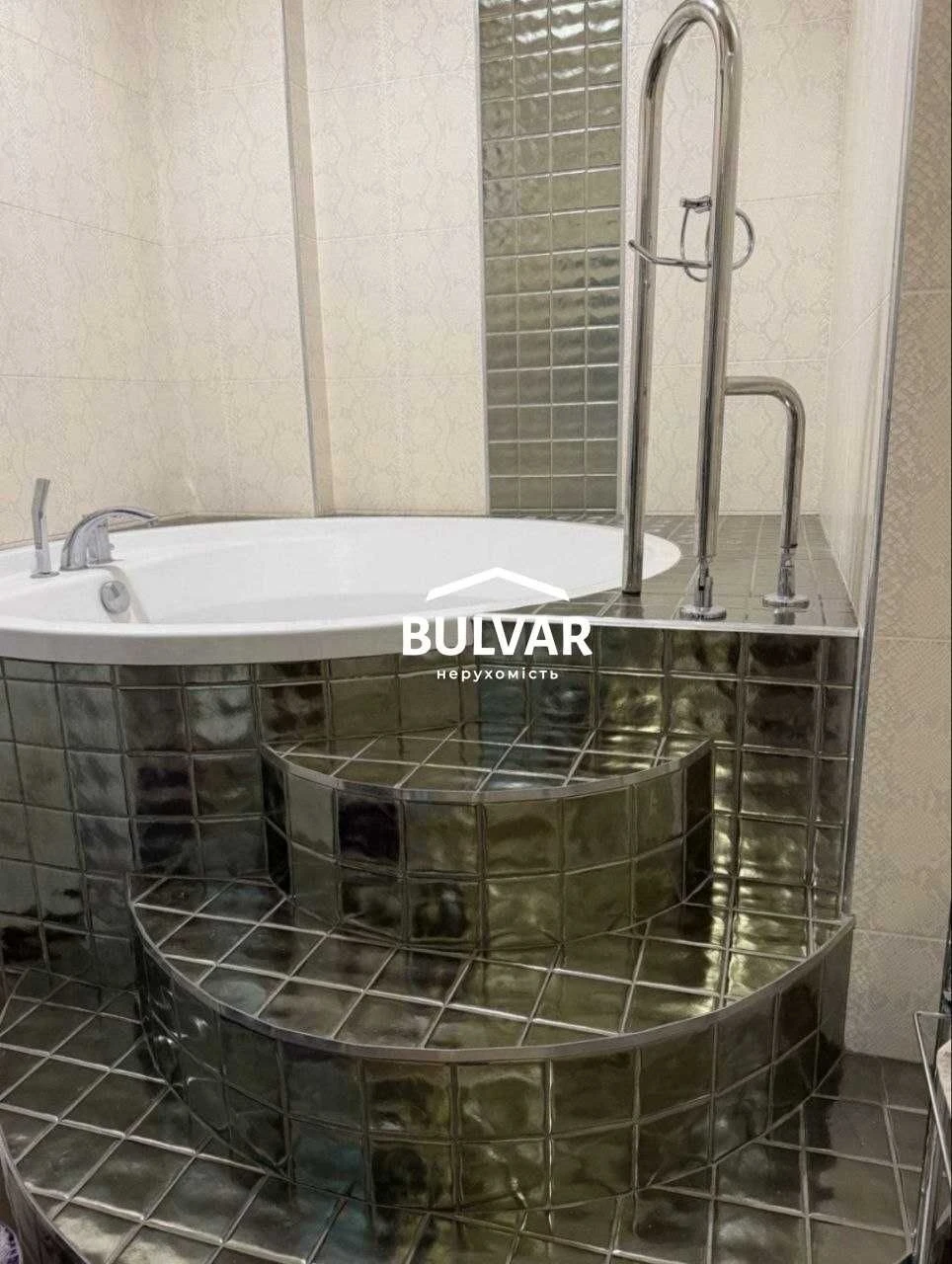 ЖК Садовая Горка‼️3 комн. квартира - 120 м2, Центр ‼️Новостр
