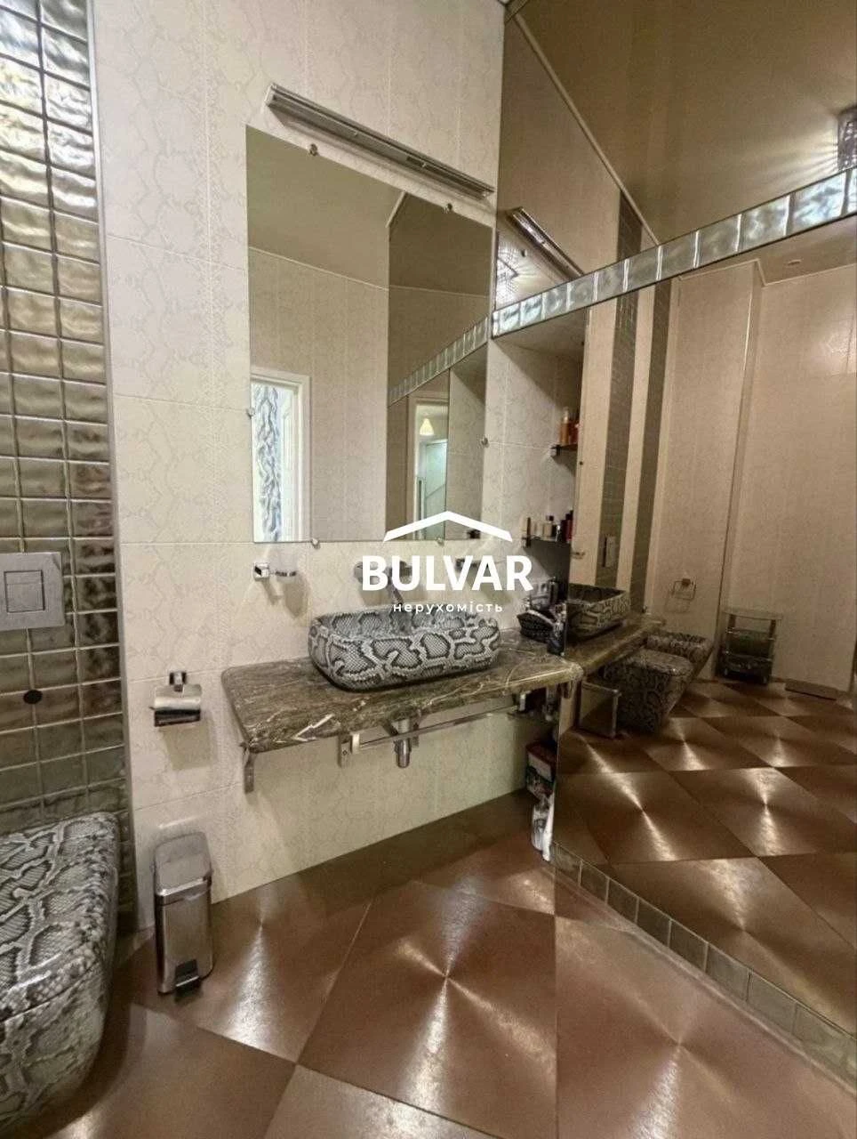 ЖК Садовая Горка‼️3 комн. квартира - 120 м2, Центр ‼️Новостр