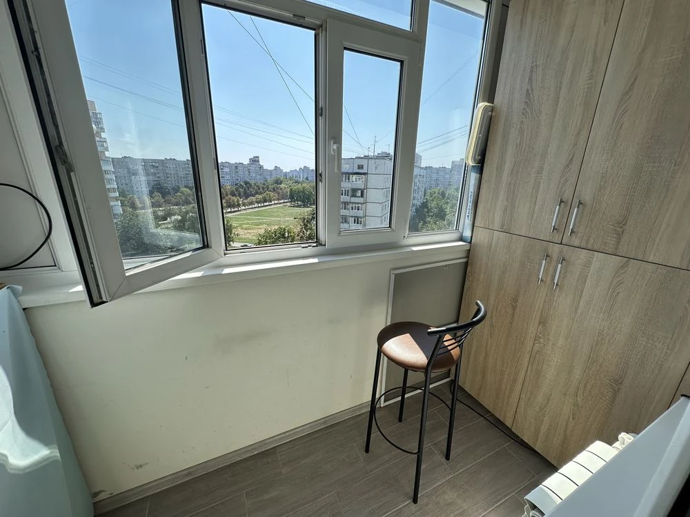 Selling 3-room apartment 10/12 on Alekseevka (Solnechnaya) Certificate