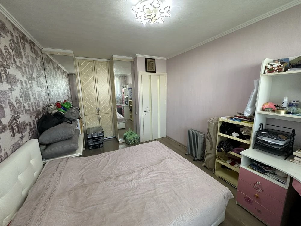 Selling 3-room apartment 10/12 on Alekseevka (Solnechnaya) Certificate