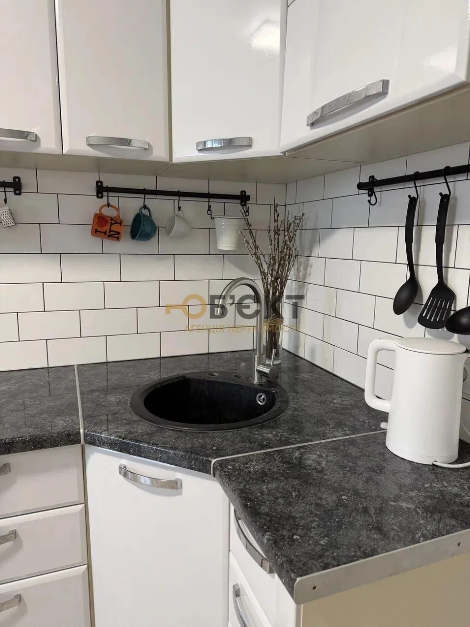 Spacious 1-room apartment for sale, Mira-1 residential complex, 44 m2, EUR